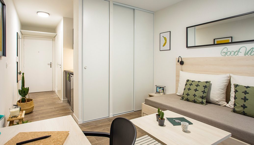 CAMPUS-LENA67d947f5064530.54489618